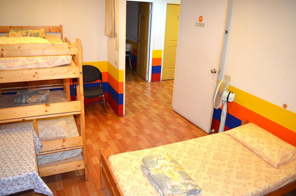 Holo Hostel Тайпей Екстериор снимка